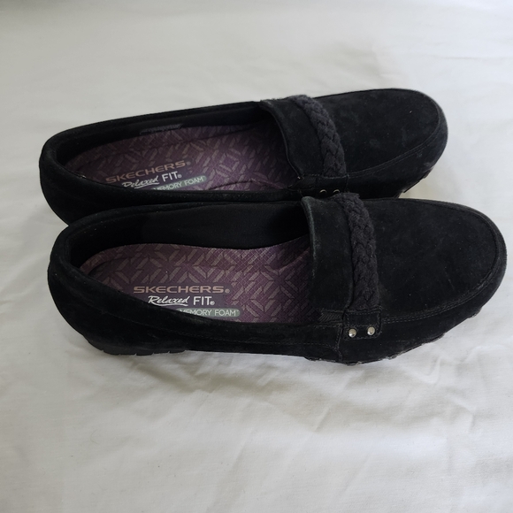 Skechers Suede Driving Loafers Black Slip On Shoes Women’s 9.5 - Picture 2 of 9
